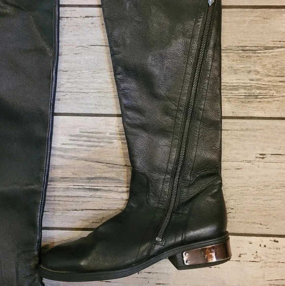FERGIES Navaro black pebbled leather over the knee slant zip up boots Women's 8 - Picture 3 of 15